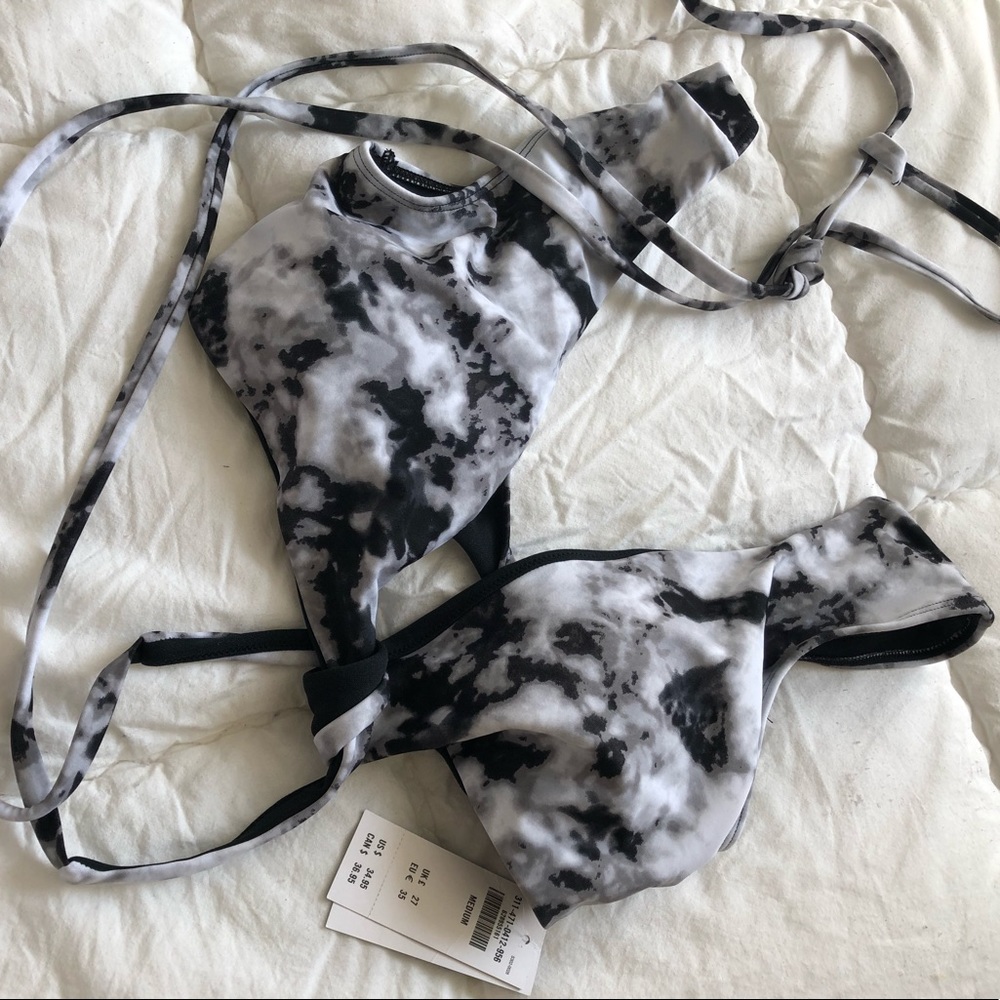 Hollister bikini top